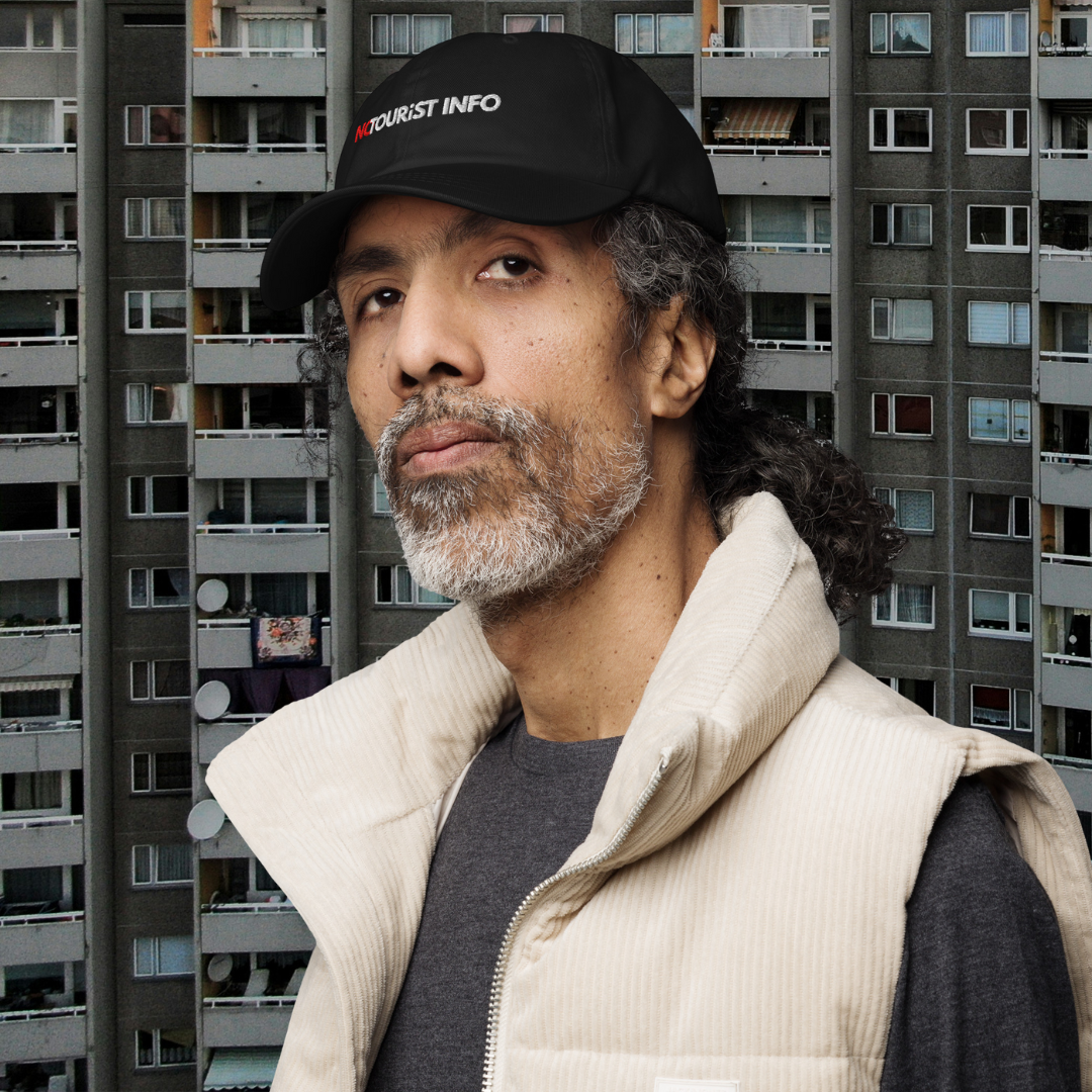 NO TOURiST INFO - Cap