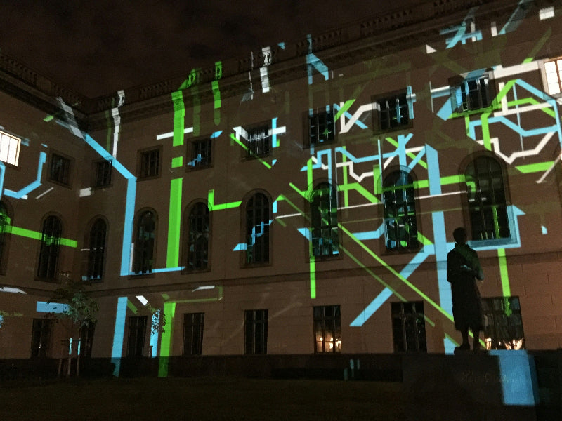 Angestrahlte Humboldt Universität beim Festival of Lights in Berlin 