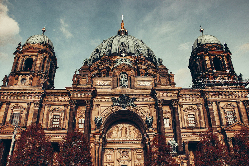 Kuppel und Türme vom Berliner dom auf der Museumsinsel. 