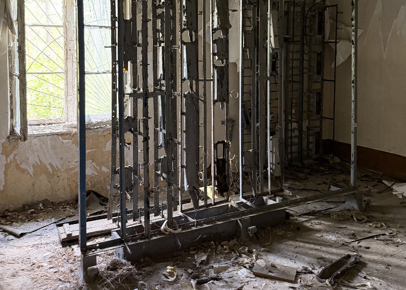 Foto einer alten Schaltzentrale in einer alten Militäranlage auf dem Gelände in Wünsdorf, Brandenburg. 