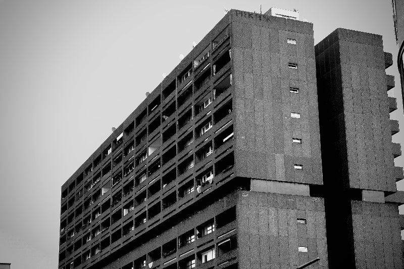 Altes Wohnhaus in der Nähe vom Flughafen Tempelhof. 